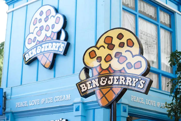 Slog AM: Boeing Cash Grab, Cap Hill Crisis Center, and Ben & Jerry's Co-Founder Cuffed in Congress